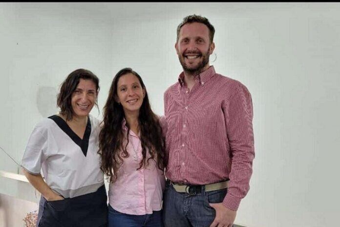 Foto. La veterinaria Valeria Amable, la becaria María Emilia Giordano Basnec y el doctor Marcos Gabriel Guidoli, realizarán el estudio para comprender la resistencia a los antibióticos en el medio ambiente. (Gentileza de VA).