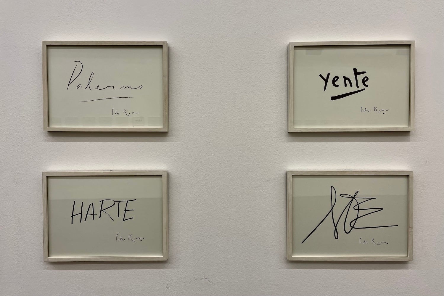 Cuatro de las casi 200 firmas apropiadas por Kacero. Abajo: Una pintura apócrifa ¿del pasado o del futuro? de F.K.