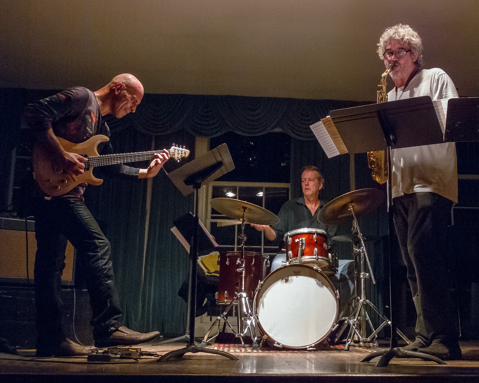 El trío toca esta noche en el Centro Cultural Atlas.