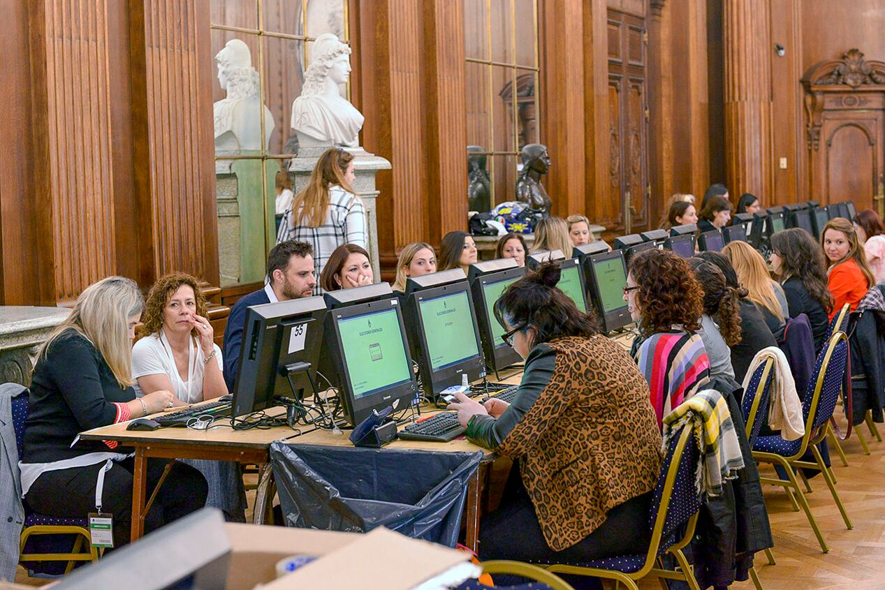 Se conocieron los datos del escrutinio definitivo de diez provincias.