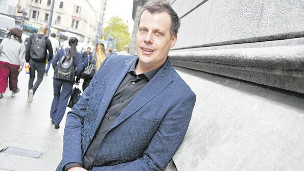 “El sueldo promedio de un deportista de un equipo electrónico es de 350 mil dólares al año.”