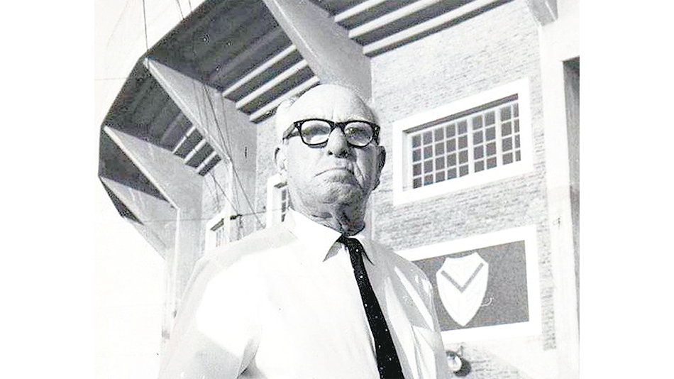 José Amalfitani pasó por el periodismo y la política, pero Vélez concentró sus mejores esfuerzos.