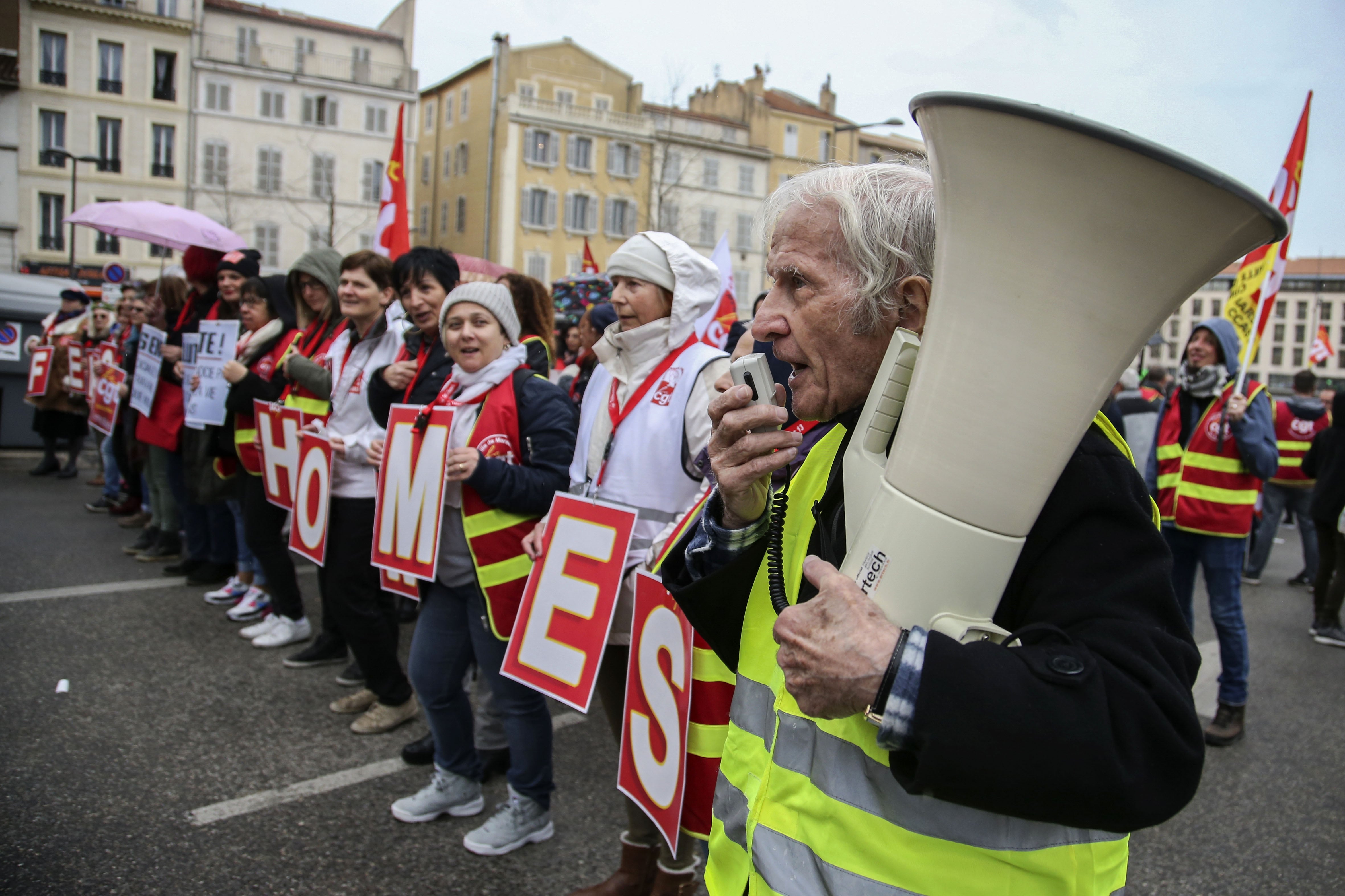 Protesta contra la reforma jubilatoria de Macron en Marsella.
