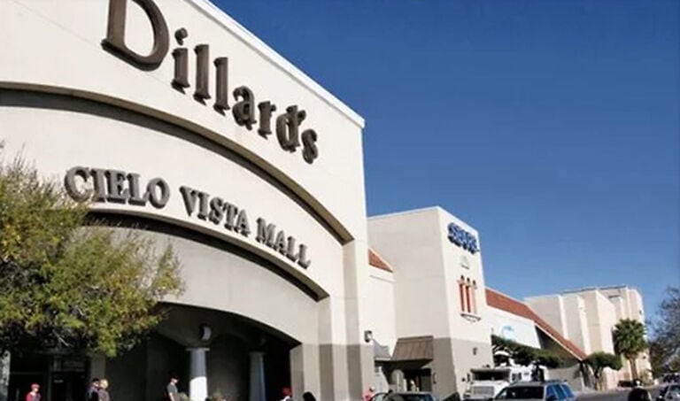 La policía arrestó a los dos agresores del tiroteo en el centro comercial de El Paso, Texas. (Foto: Cielo Vista Mall)