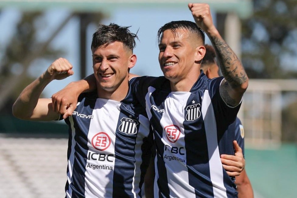 Los jugadores de Talleres en uno de los festejos