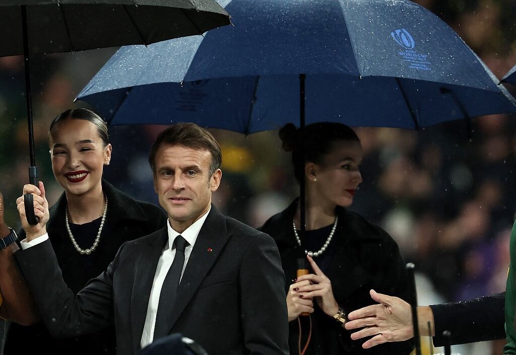 "En 2024, la libertad de las mujeres para abortar será irreversible", escribió Macron en la red social X