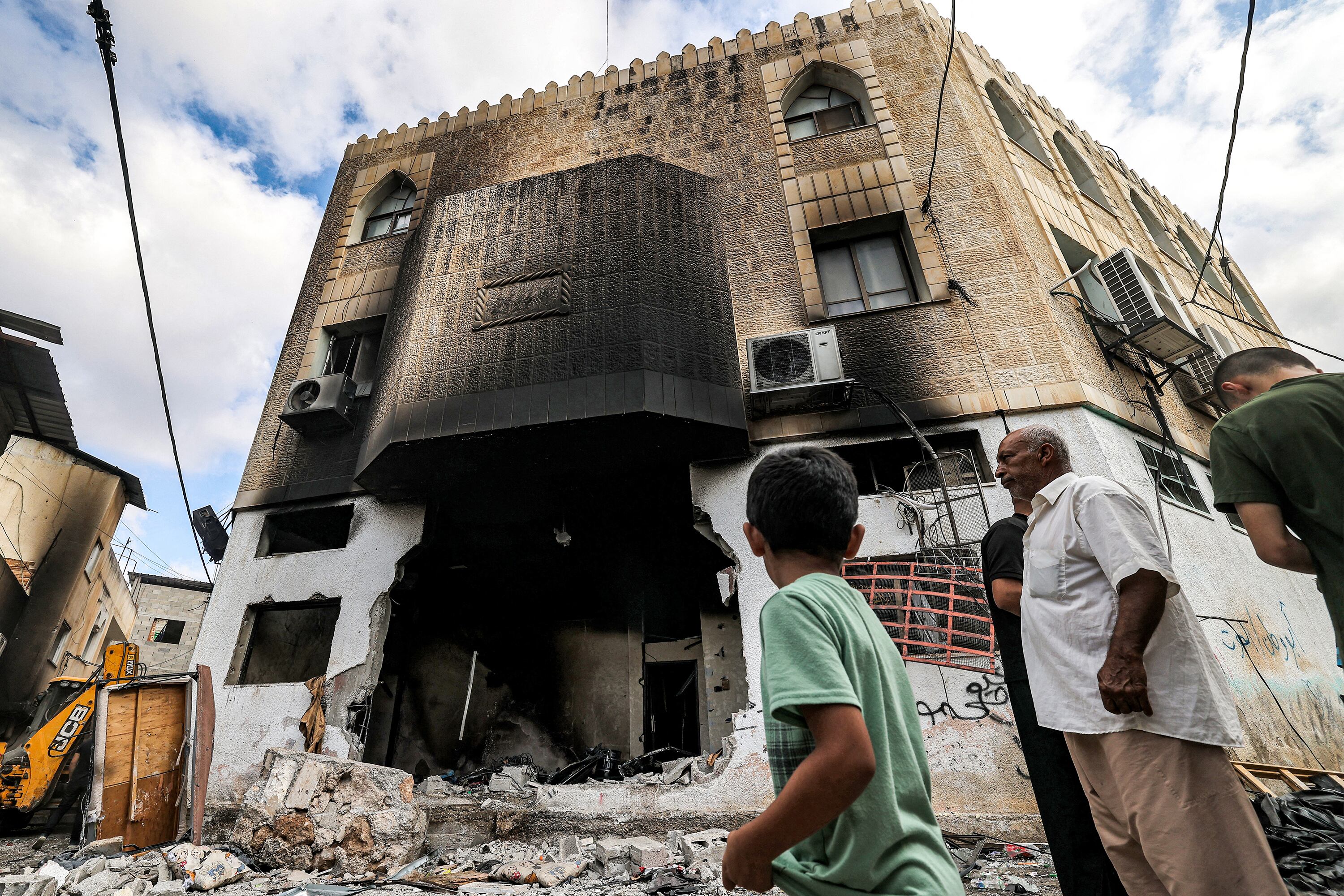 El ataque israelí impactó el edificio de una mezquita en el norte de Cisjordania ocupada.