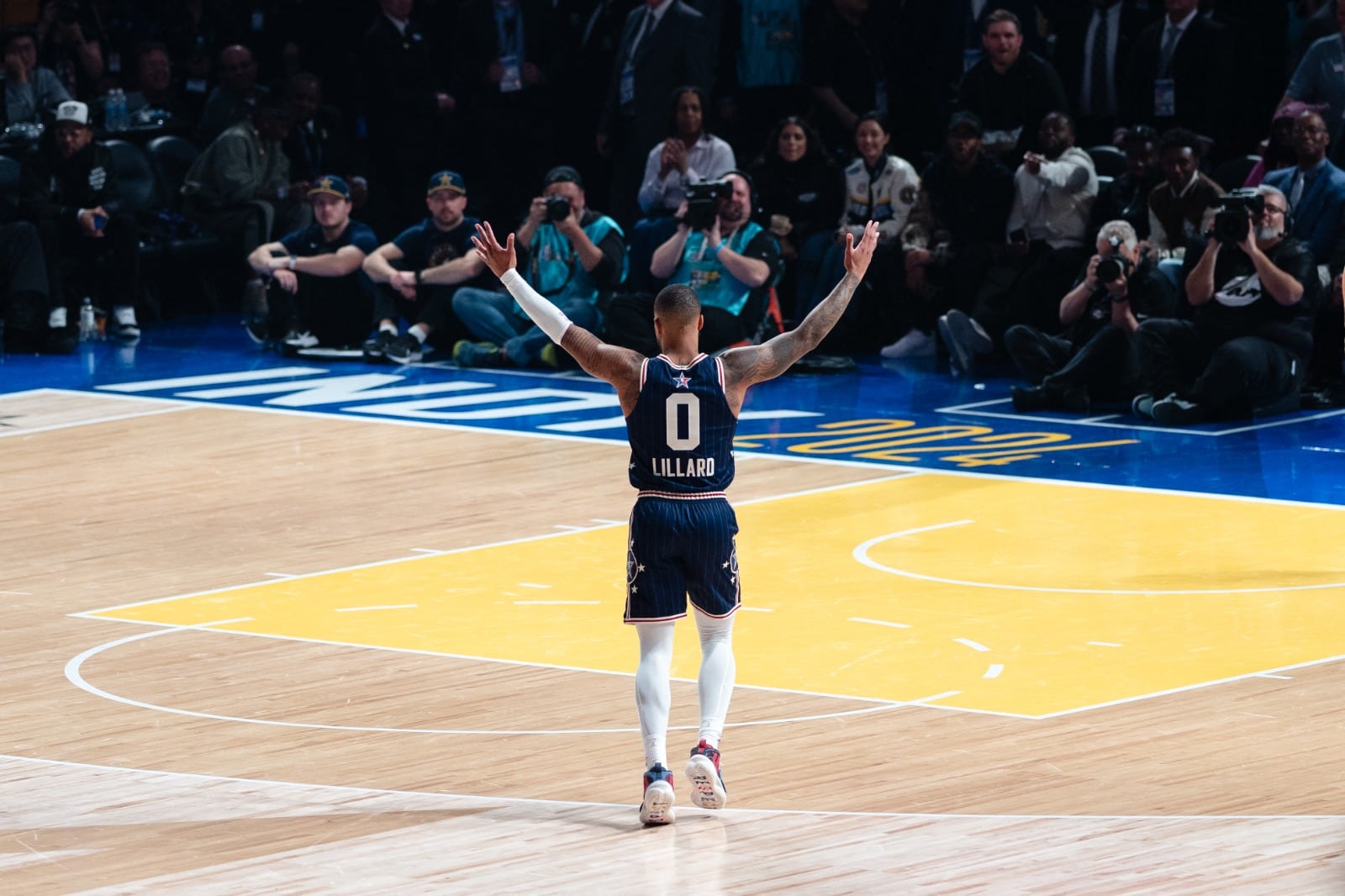 Damian Lillard terminó el encuentro con 39 puntos y 11 triples