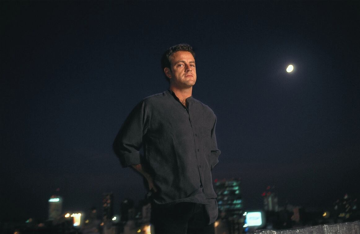 Juan Forn fotografiado en los años 90