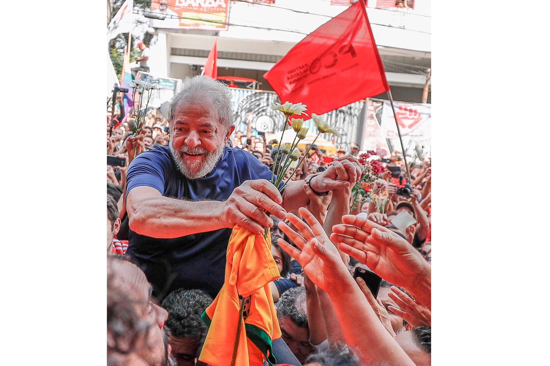 El tuiteo de la futura vicepresidenta, tras concretarse la libertad de Lula