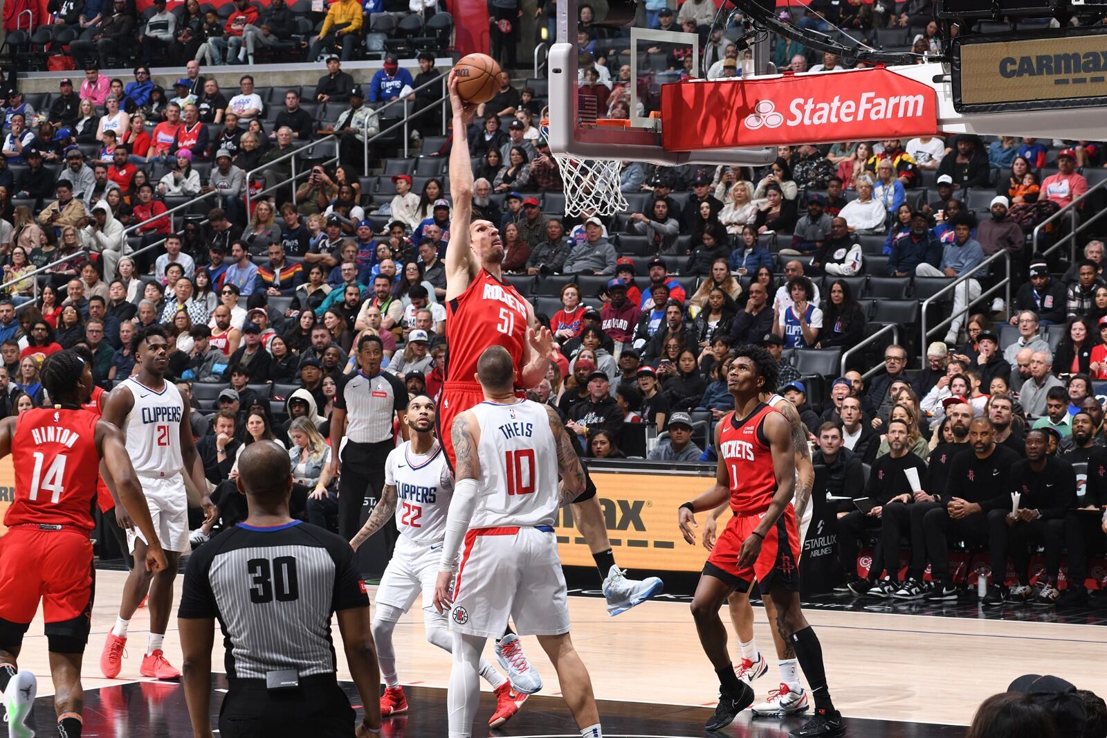 Marjanovic la vuelca en el último partido de la temporada