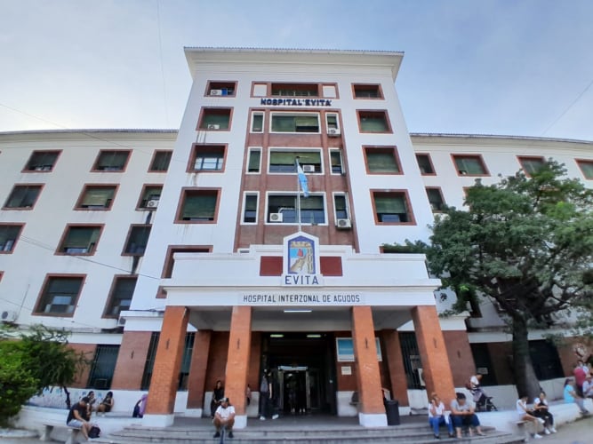 Vandalizaron el Hospital Evita de Lanús: el Gobierno bonaerense busca identificar a los responsables