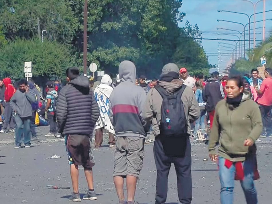 Los incidentes en la ciudad de Olavarría, final previsible a la falta de logística en la organización previa y posterior al show.