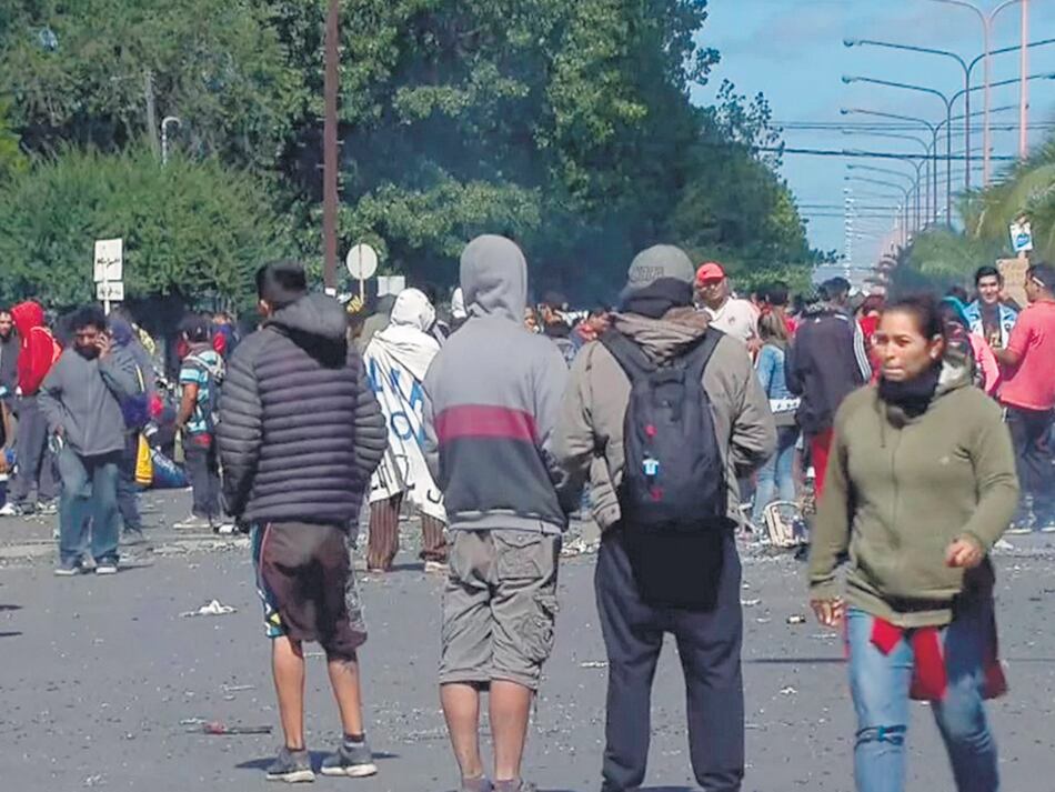 Los incidentes en la ciudad de Olavarría, final previsible a la falta de logística en la organización previa y posterior al show.