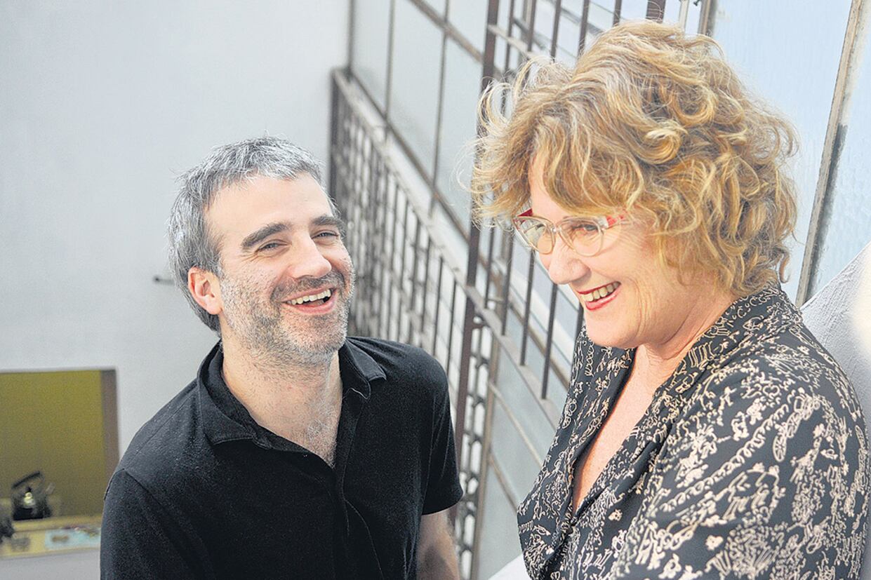 Daniel Hendler y Verónica Llinás, dos de los participantes de la propuesta. Habrá doce funciones.