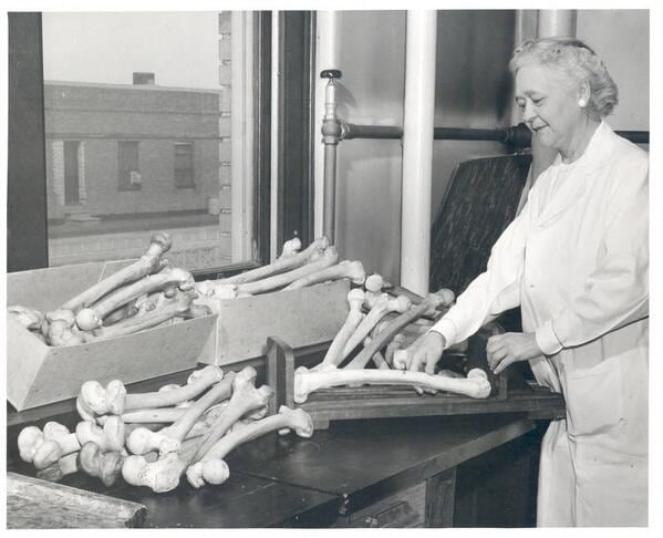 Mildred Trotter, la mujer que hacía hablar a los cadáveres.