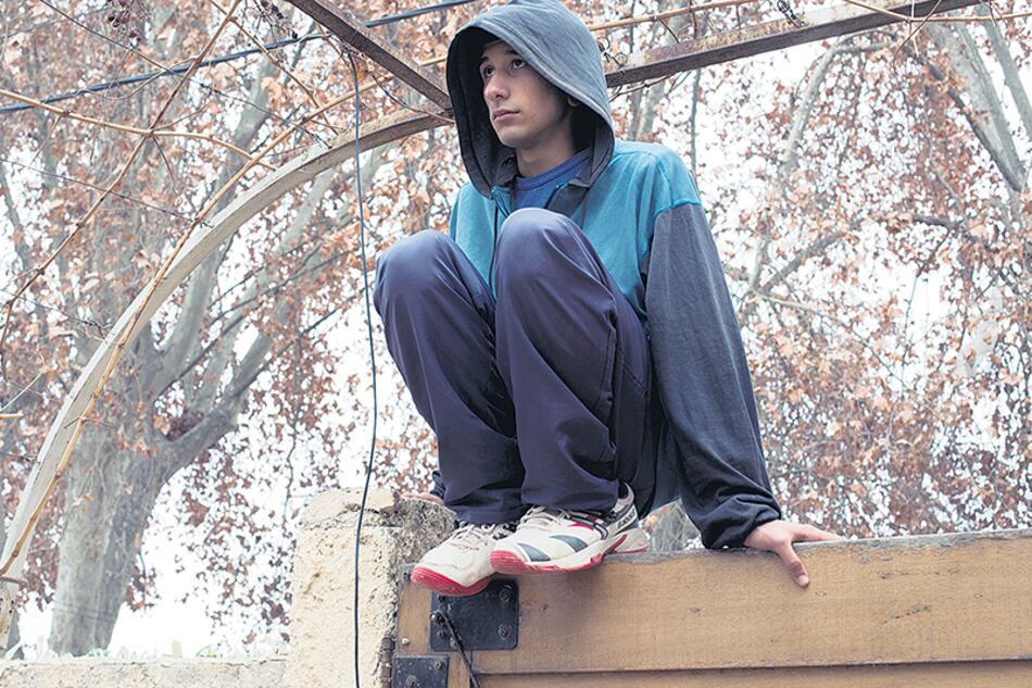 Matías Encinas, un heredero de los pibes de Pizza, birra, faso.