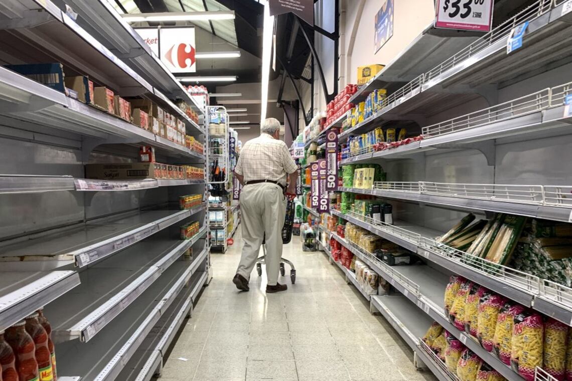 Algunos comercios dejan el espacio vacío para que el consumidor sepa quién no entrega producto