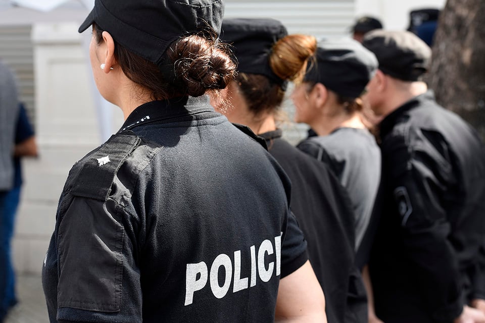 Policías y penitenciarias lo cuentan, pero aún no se animan a denunciar.