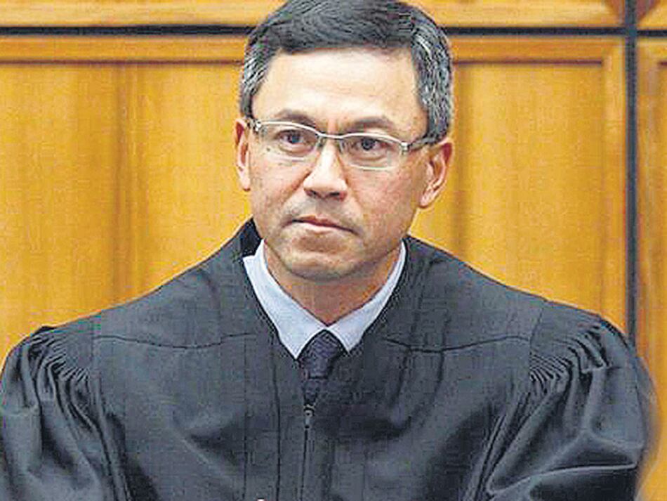 Chuang falló que el decreto migratorio de Trump discrimina a los musulmanes.