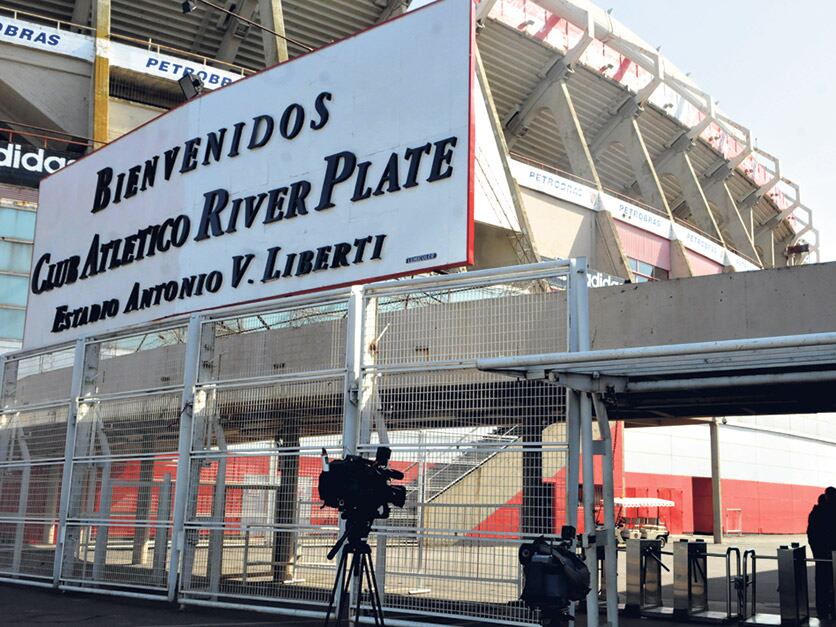 En el Monumental se encontraban muchos niños.