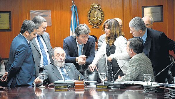 Pichetto no fue a la que pudo ser su última reunión en el Consejo de la Magistratura.
