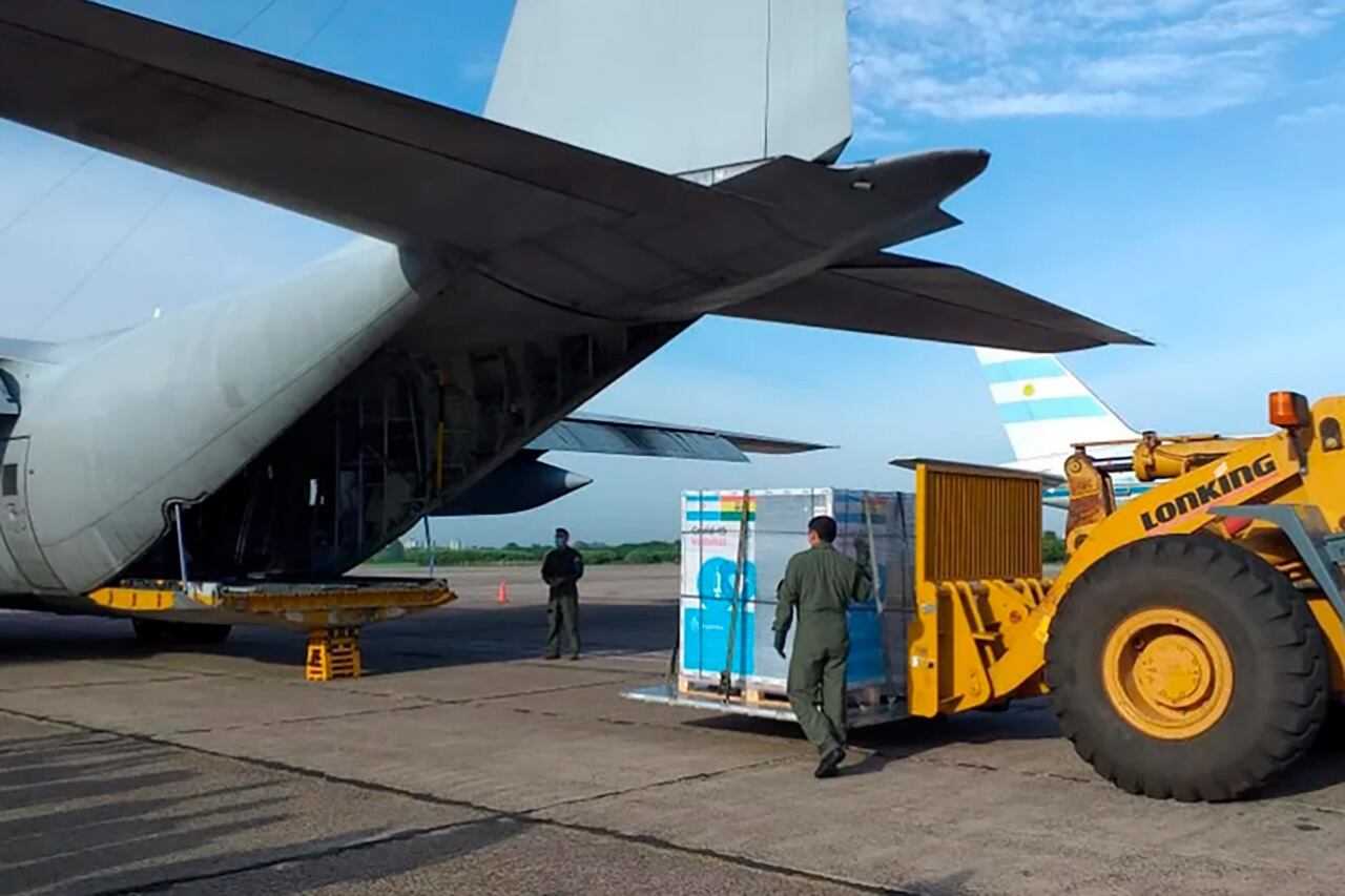 La iniciativa representa la donanación más grande de vacunas entre dos países de América Latina.