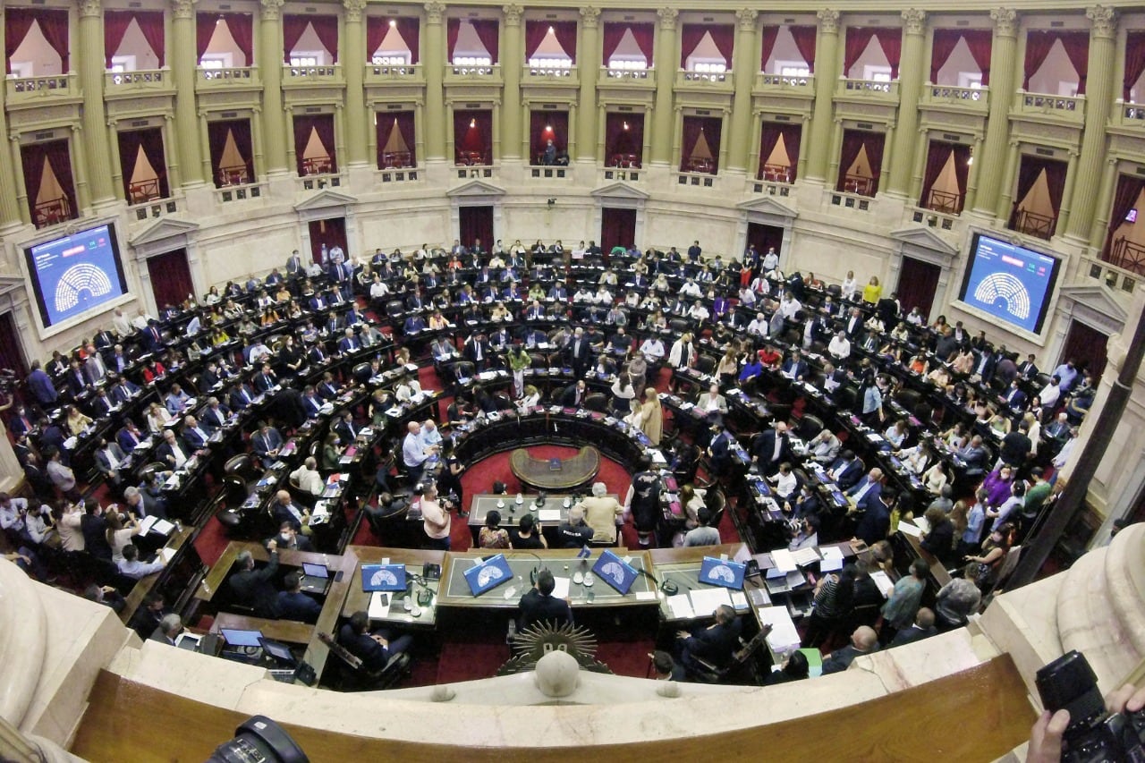 La escalada de tensión entre oficialismo y oposición hace que predomine el escepticismo.