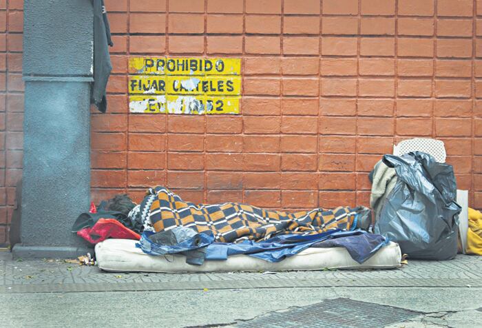 Para el gobierno porteño hay 1066 personas carenciadas en la calle.