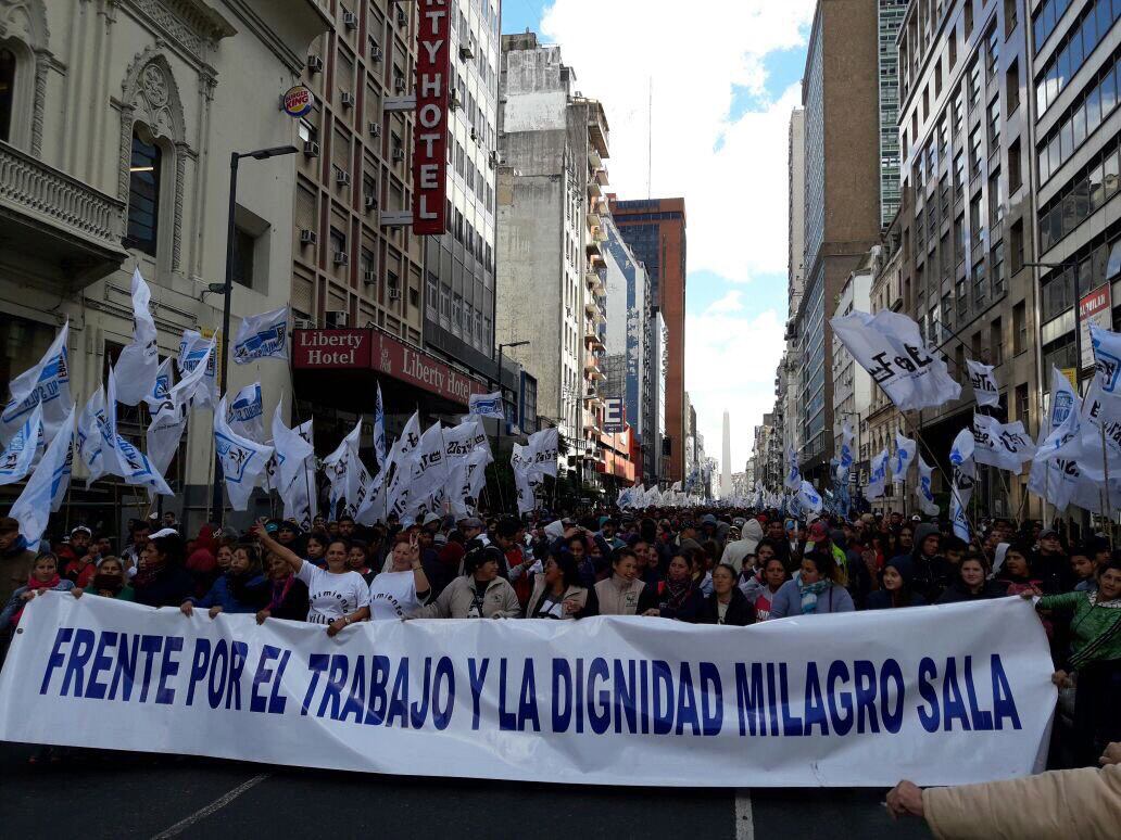 Los manifestantes adelantaron que si no obtienen respuestas realizarán un acampe en la 9 de julio.