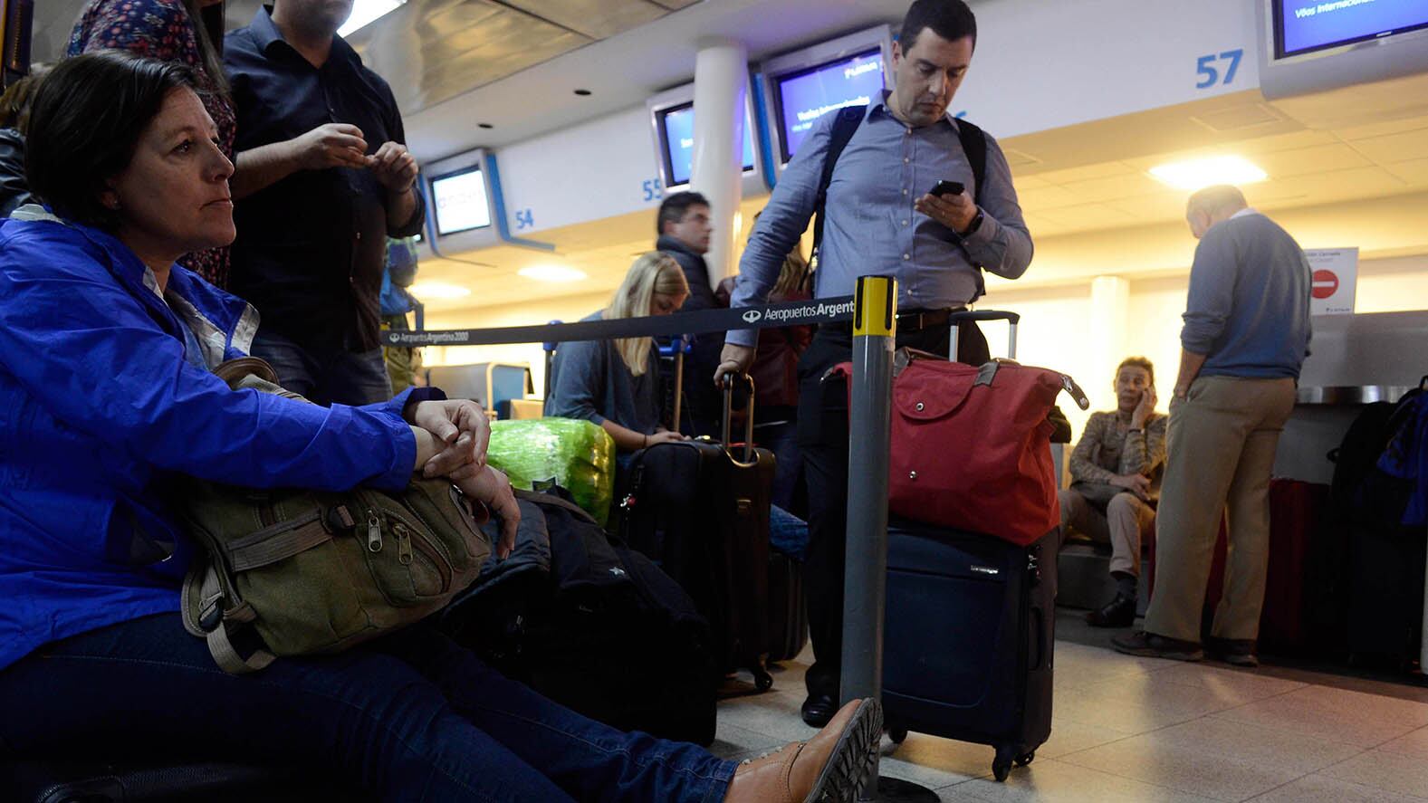 La asamblea que los pilotos realizarán el lunes no afectará los vuelos.