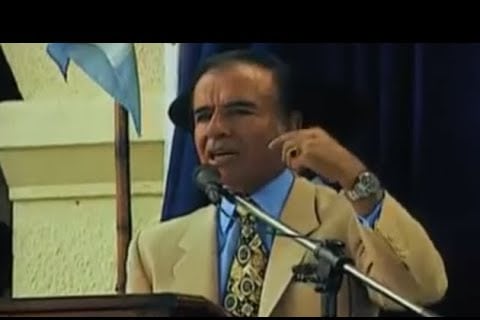 En 1996, Menem hizo su promesa más extravagante, que el país podría llegar a la estratósfera