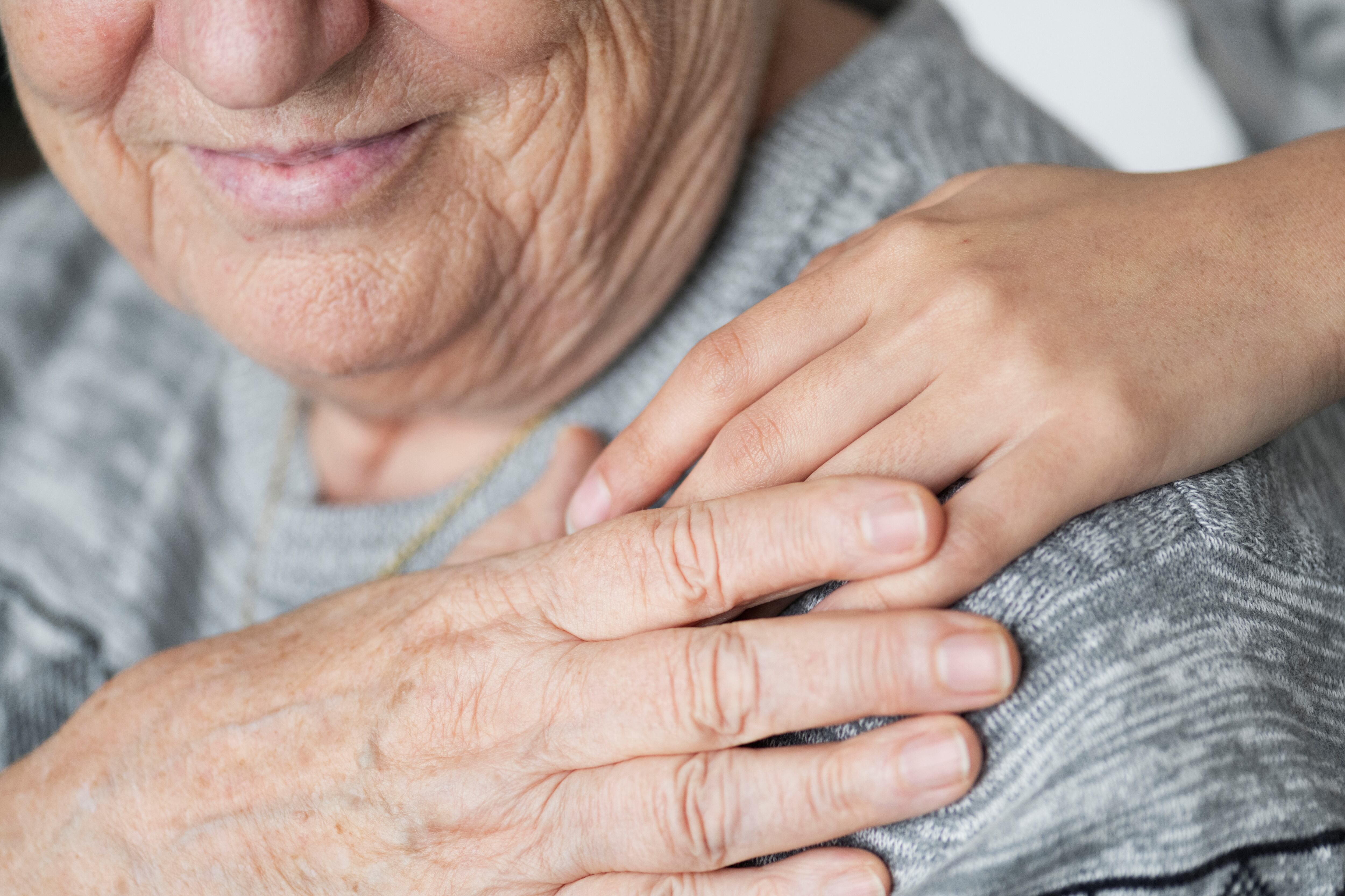 La escucha musical tiene efectos positivos en los procesos de neurodegeneración (Foto: Freepik).