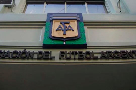 La AFA dijo desconocer el nombre del denunciado y las denunciantes.