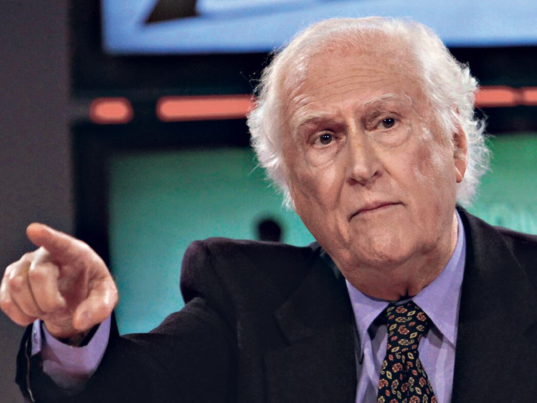 Pino Solanas dice que el Presidente “se ríe” de los argentinos.