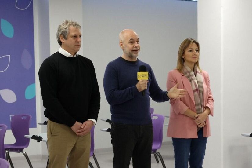 La normativa en contra del uso del lenguaje inclusivo en la enseñanza escolar y comunicaciones institucionales entró en vigencia desde este viernes. Imagen: Prensa Gobierno de la Ciudad.