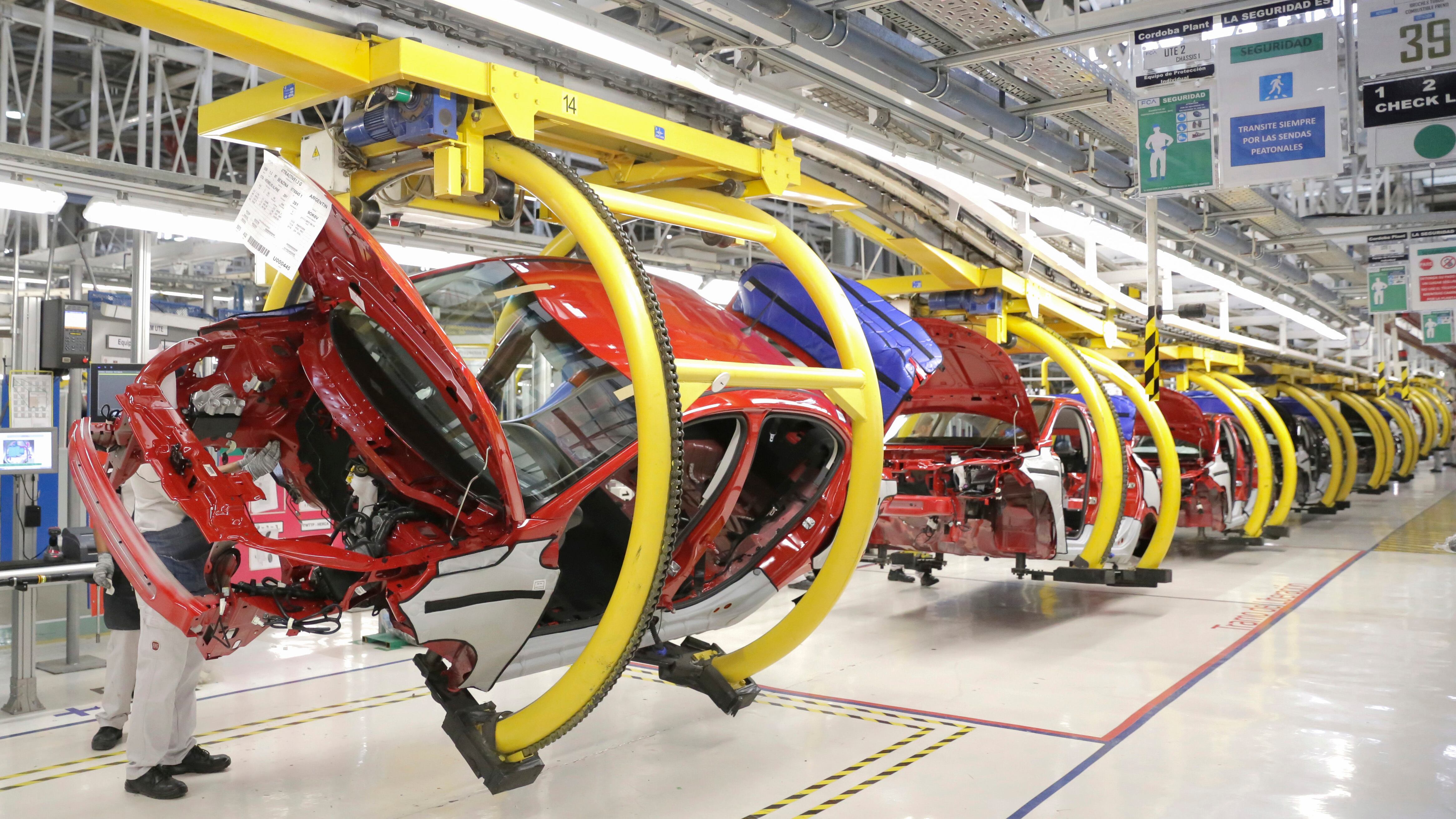 En siete meses la caída acumulada es de 35,6 por ciento. 