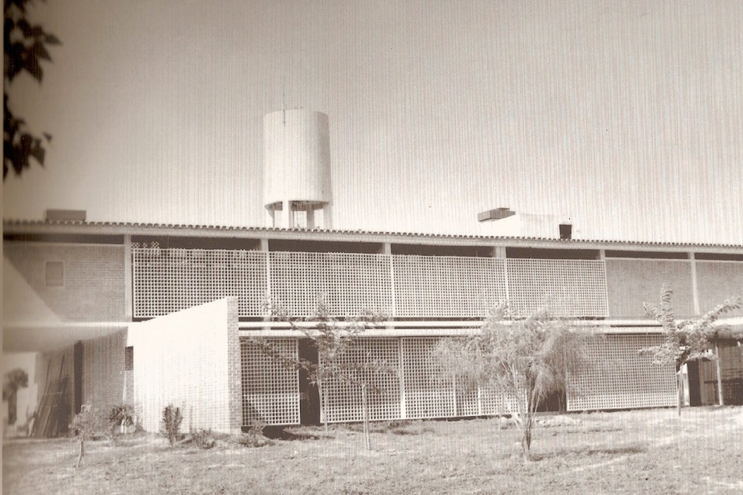 Vista exterior del ex Centro de Salud.