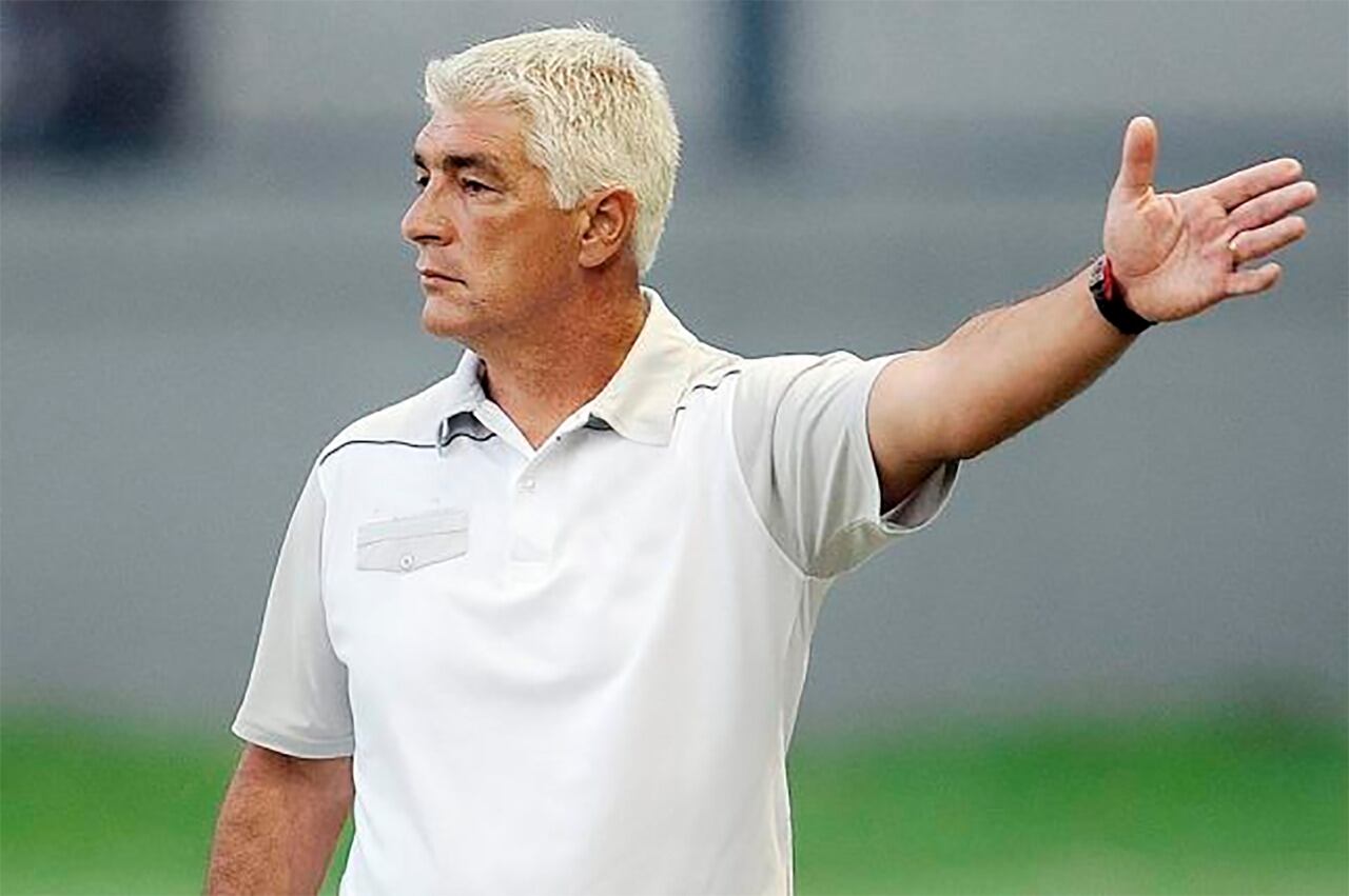 De Felippe regresa a la conducción.