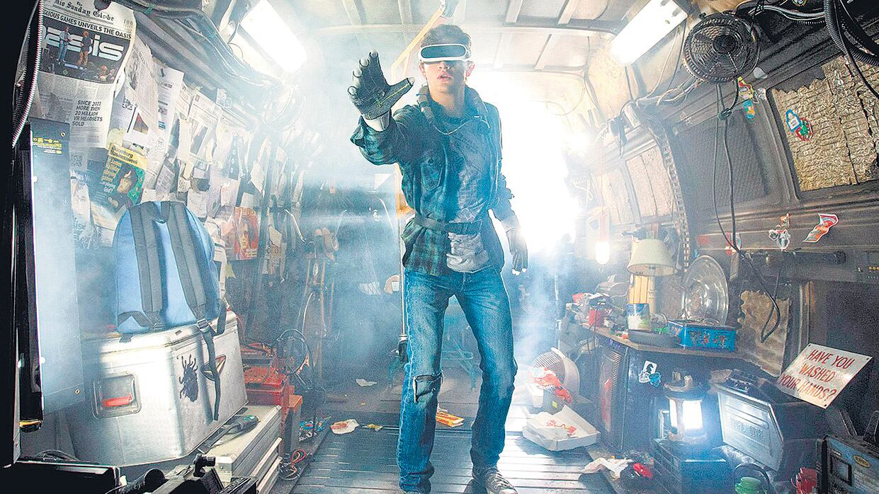 La vieja estética de Playstation domina buena parte de la nueva realización de Spielberg.