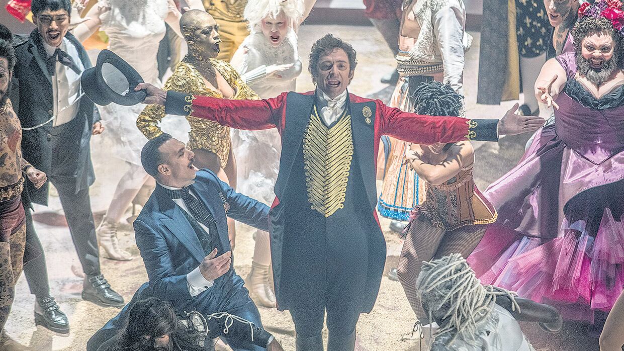El éxito de El gran showman se debe al carisma de Jackman, pero también a sus compañeros de elenco.