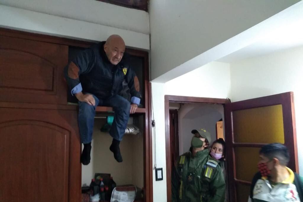 Gendarmería encontró a Cialceta escondido en un armario.