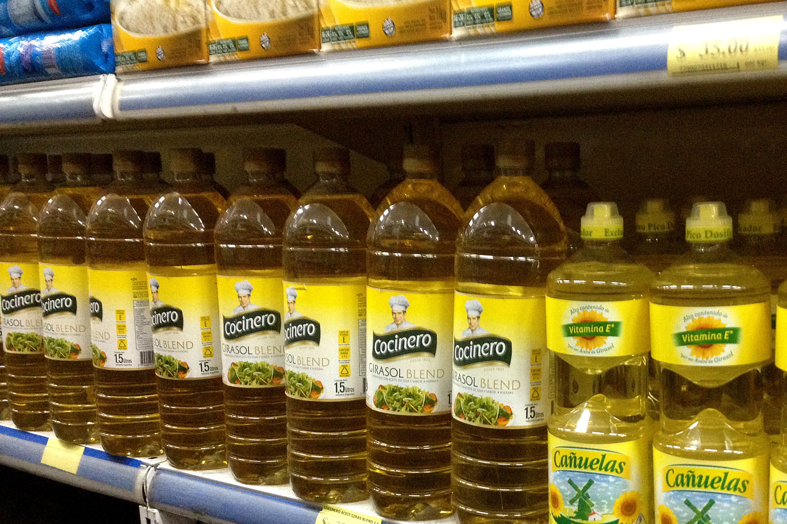 El listado contempla para la región AMBA productos como el aceite de girasol Cocinero de 900cc a 95 pesos.