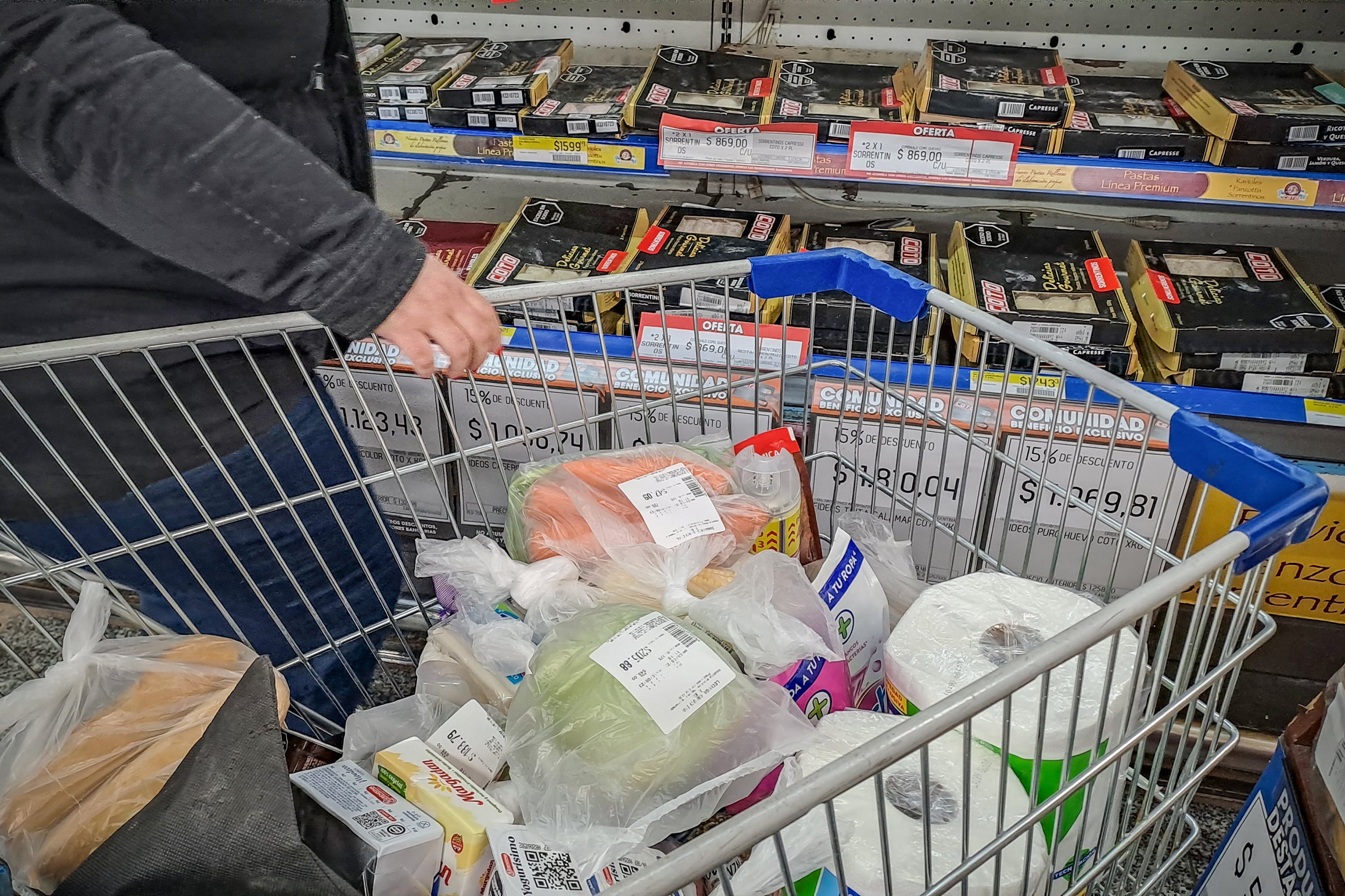 Alimentos y bebidas aumentaron 3 por ciento en junio