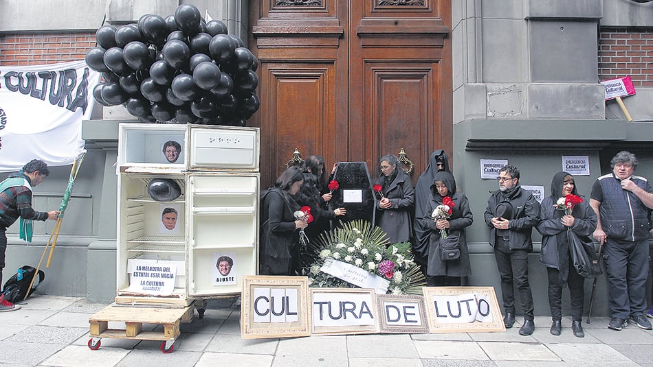 Trabajadores se movilizaron para protestar por la política del Gobierno.
