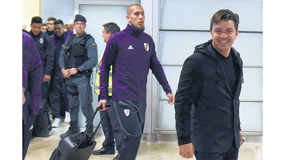 Con el viaje a Abu Dabi, el plantel de River pone el foco en otro torneo internacional.