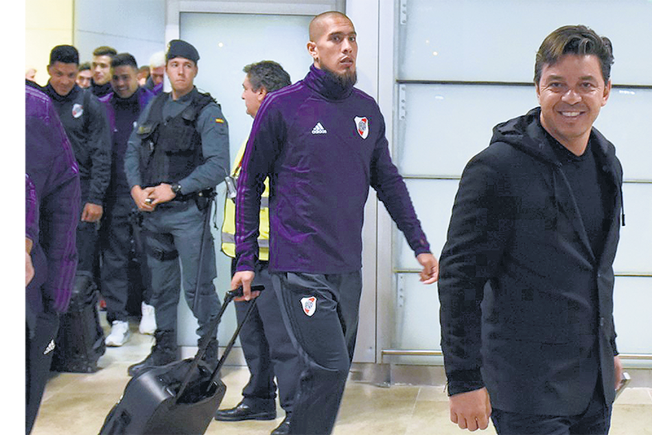 Con el viaje a Abu Dabi, el plantel de River pone el foco en otro torneo internacional.