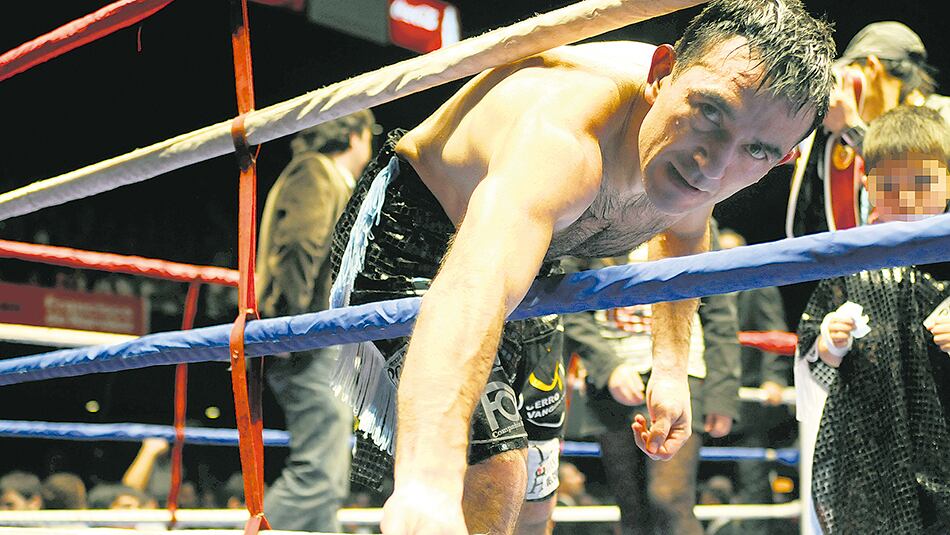 Narváez le apuntará a la categoría supermosca a partir de ahora.