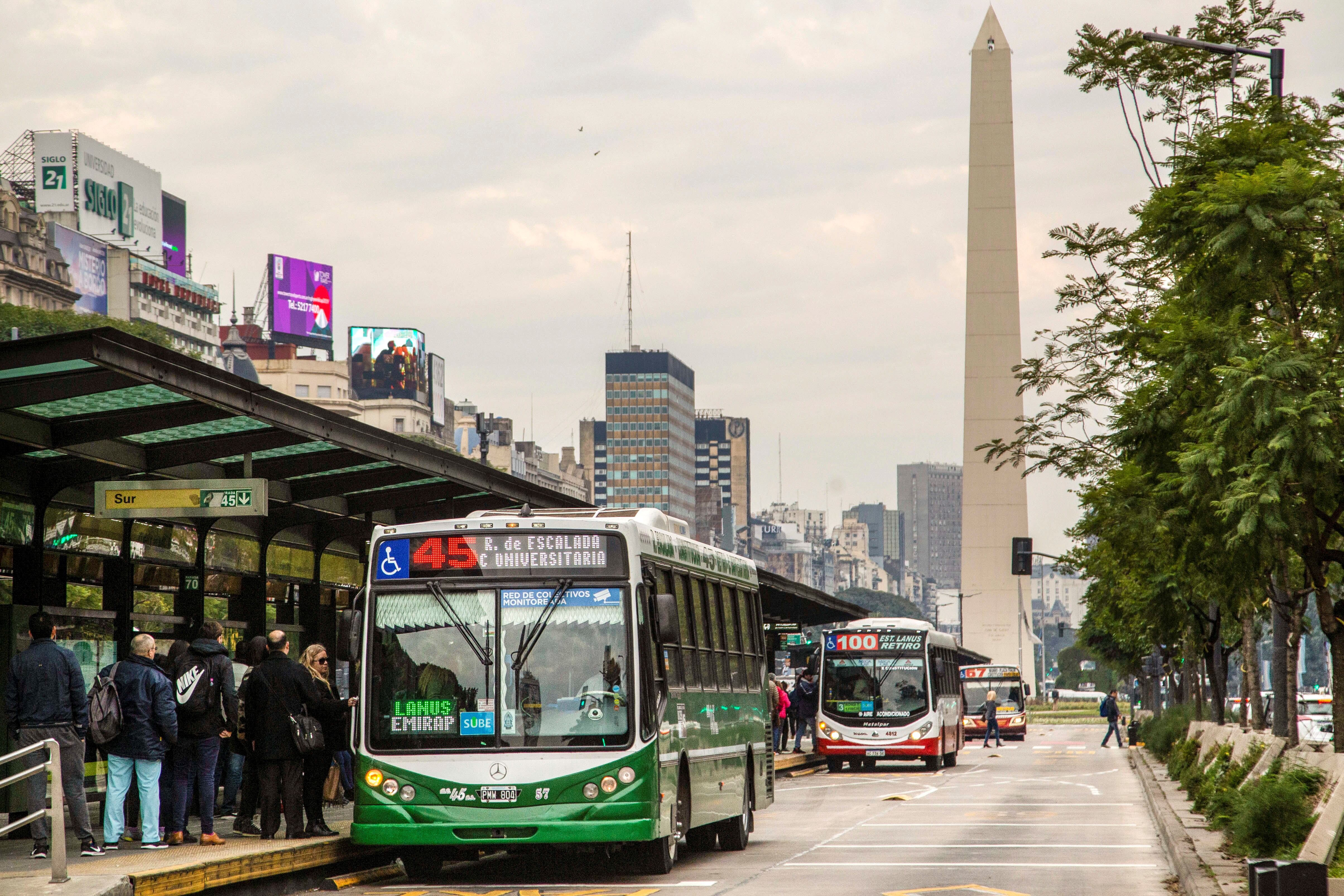 No hubo avances en el acuerdo entre Nación y CABA por el traspaso de colectivos. Foto: NA
