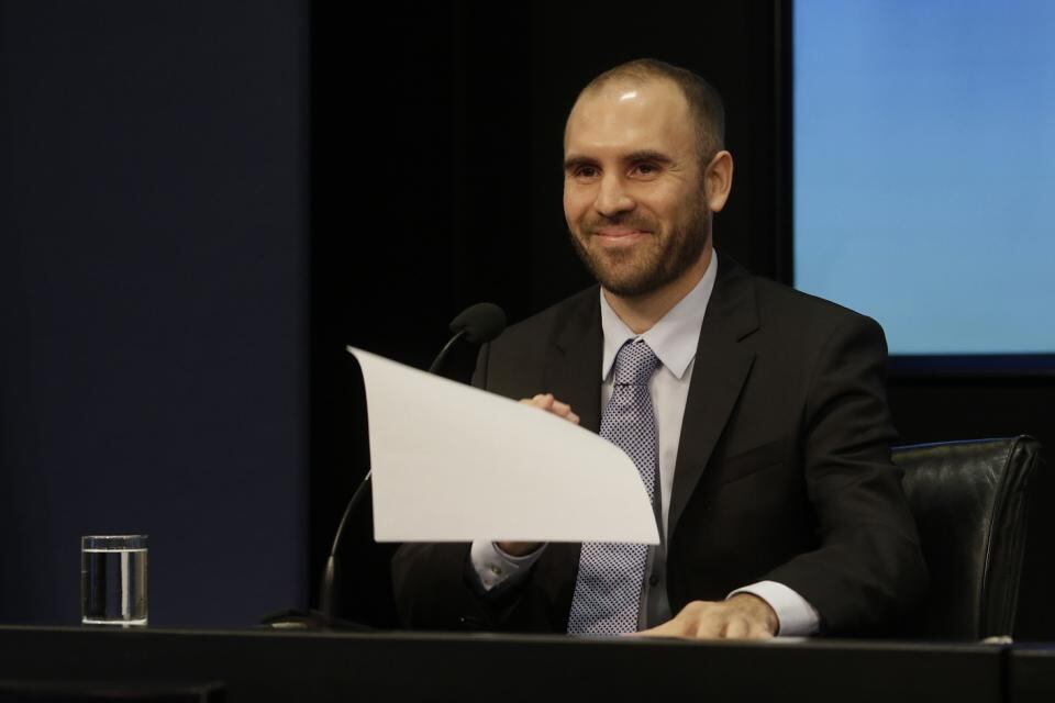 El ministro participará de un seminario en El Vaticano.